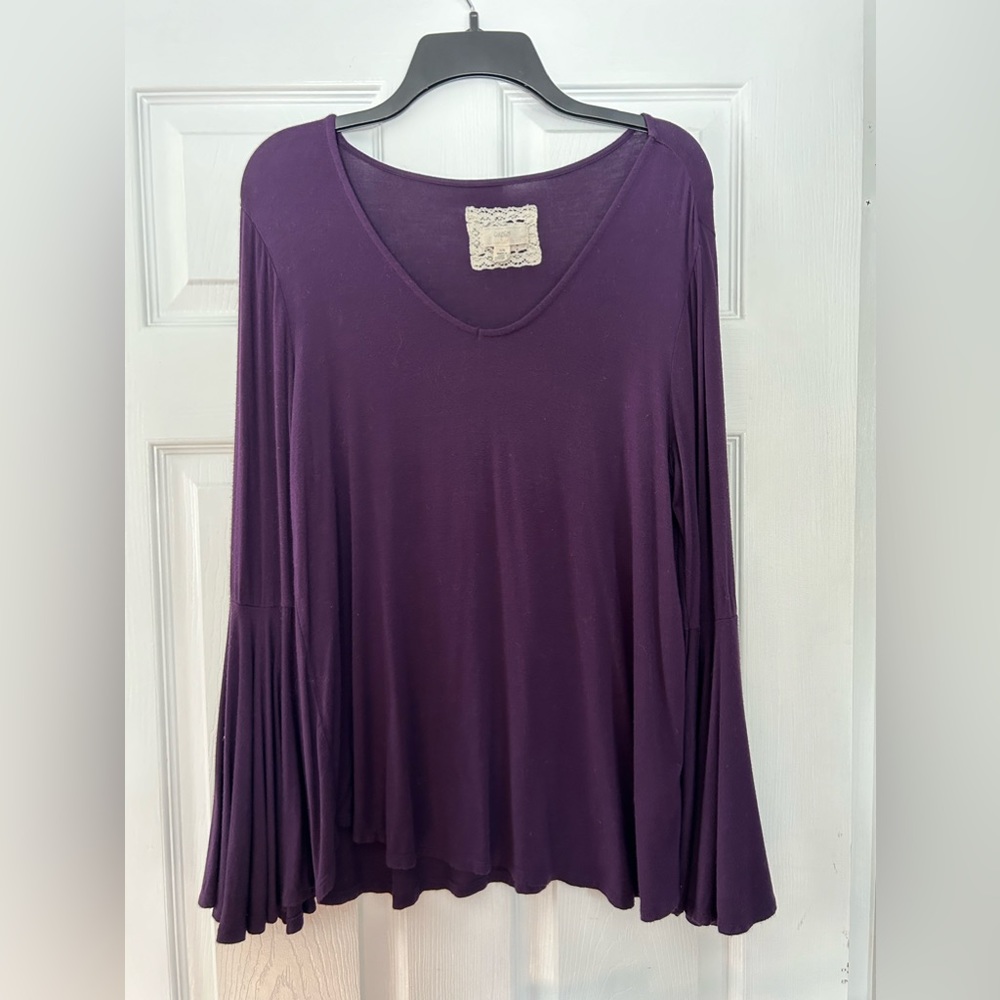 Cupio Long Bell Sleeve Top Burgundy Size Large
